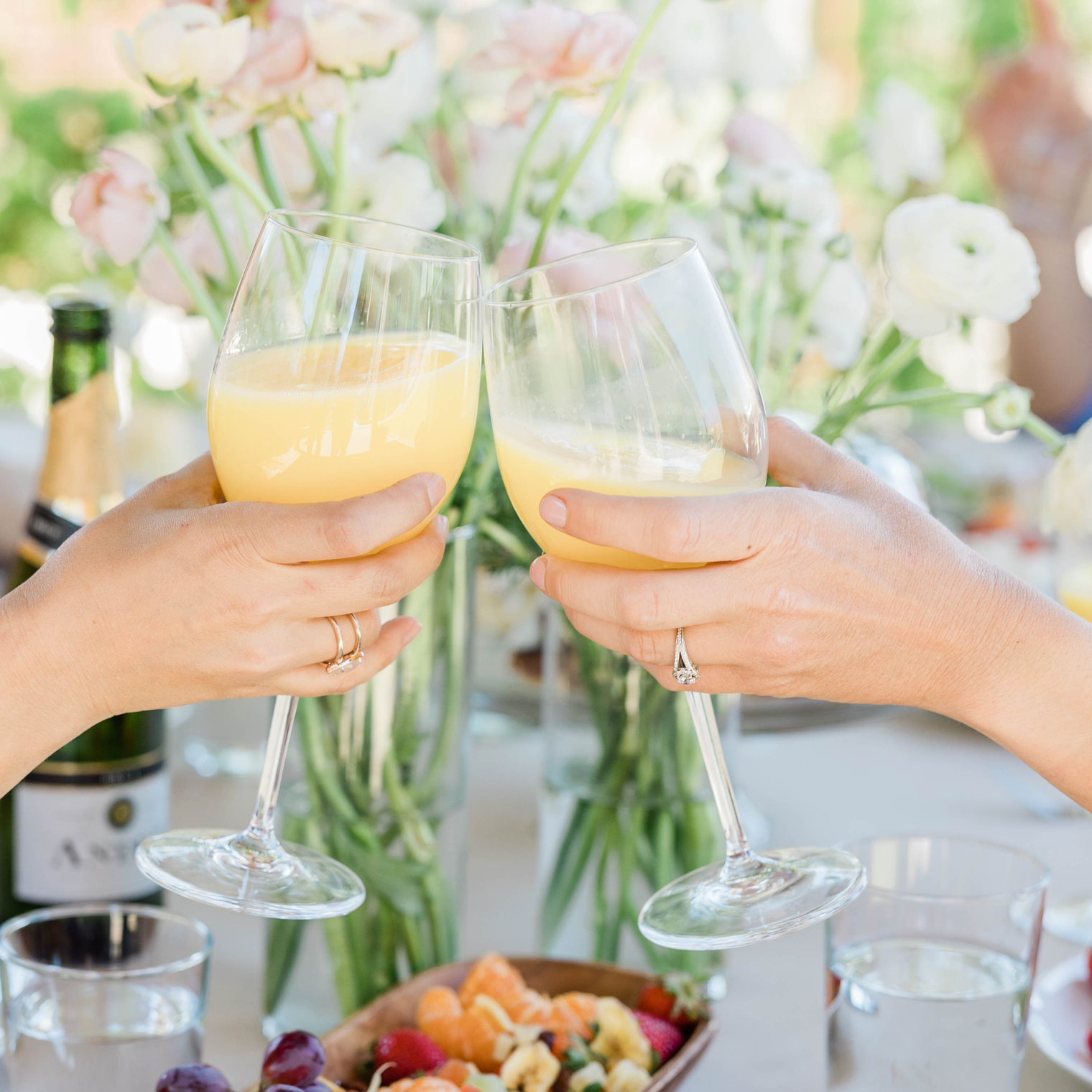 What Your Favorite Candle Scent Says About You
